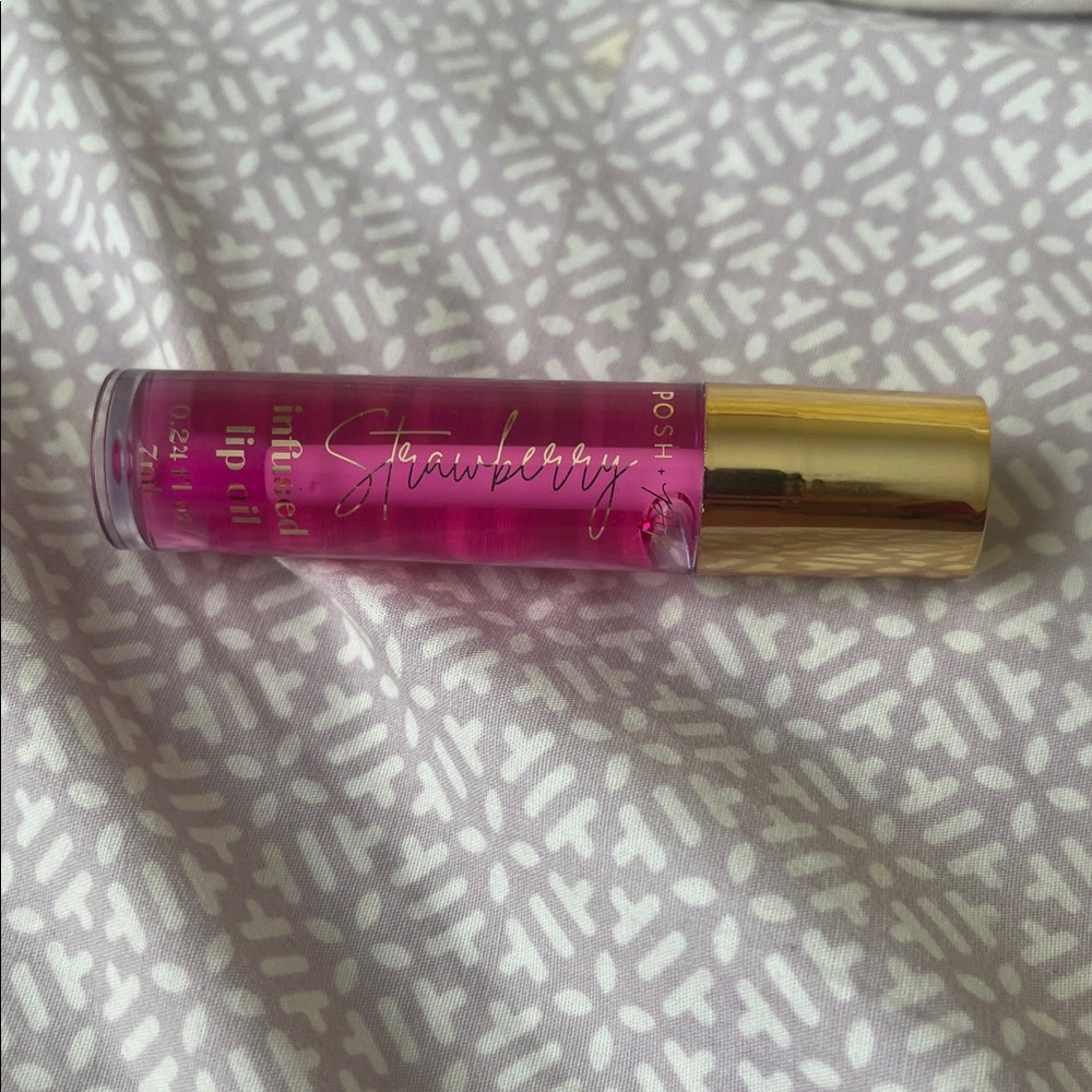 Posh Strawberry Infused Lip Oil - Vibrant Pink and Gold